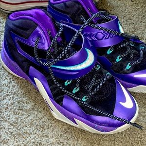 Lebrun women’s basketball shoes